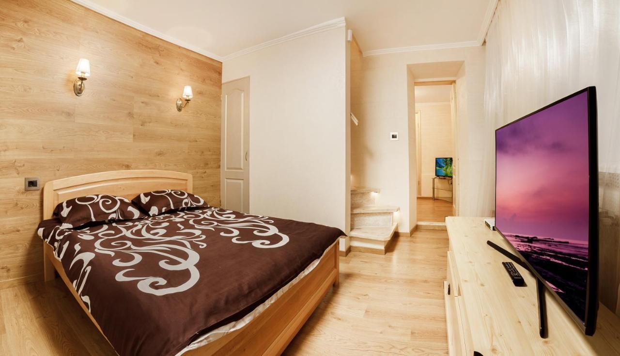 Apartamenty Na Sofievskoy Одесса Экстерьер фото