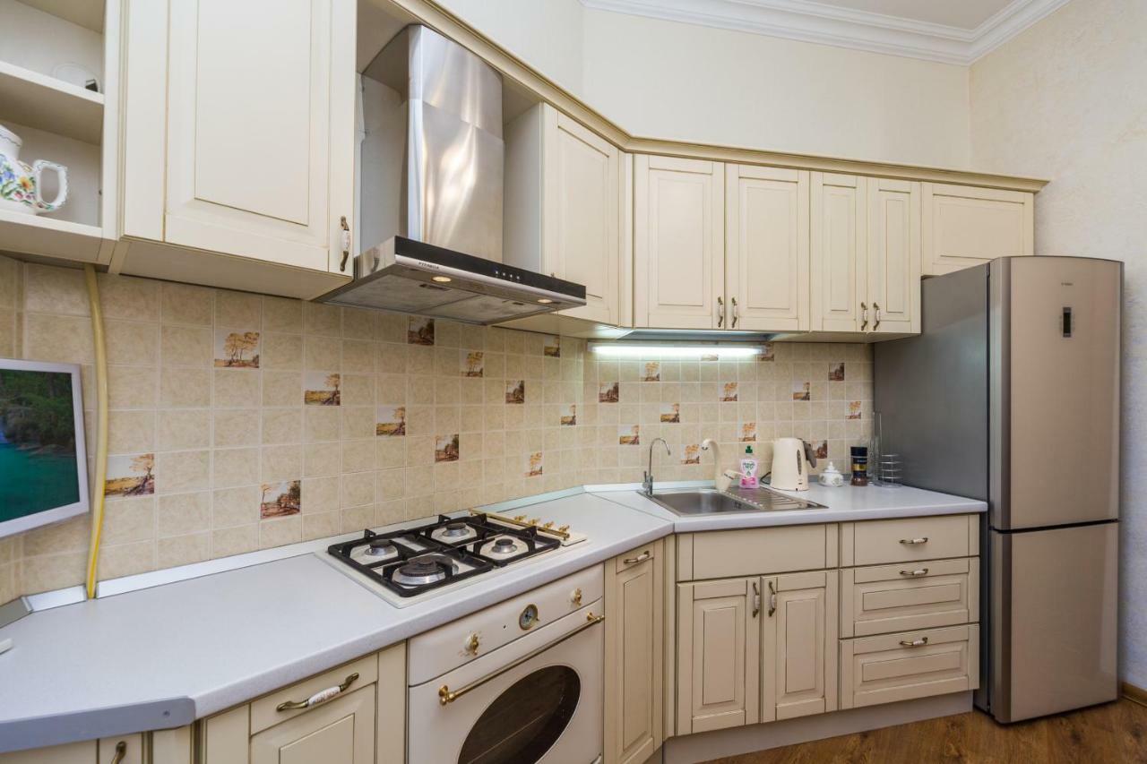 Apartamenty Na Sofievskoy Одесса Экстерьер фото