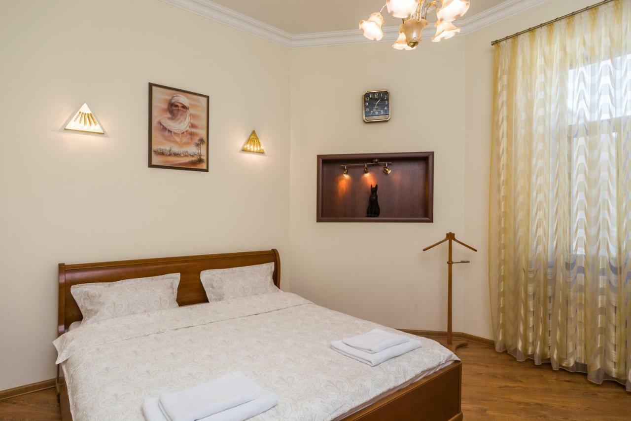 Apartamenty Na Sofievskoy Одесса Экстерьер фото