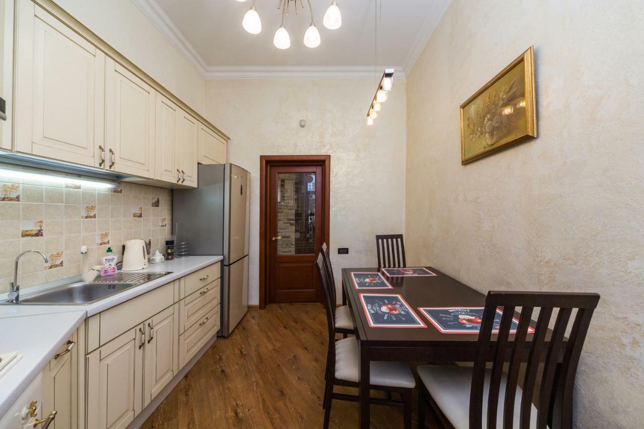 Apartamenty Na Sofievskoy Одесса Экстерьер фото