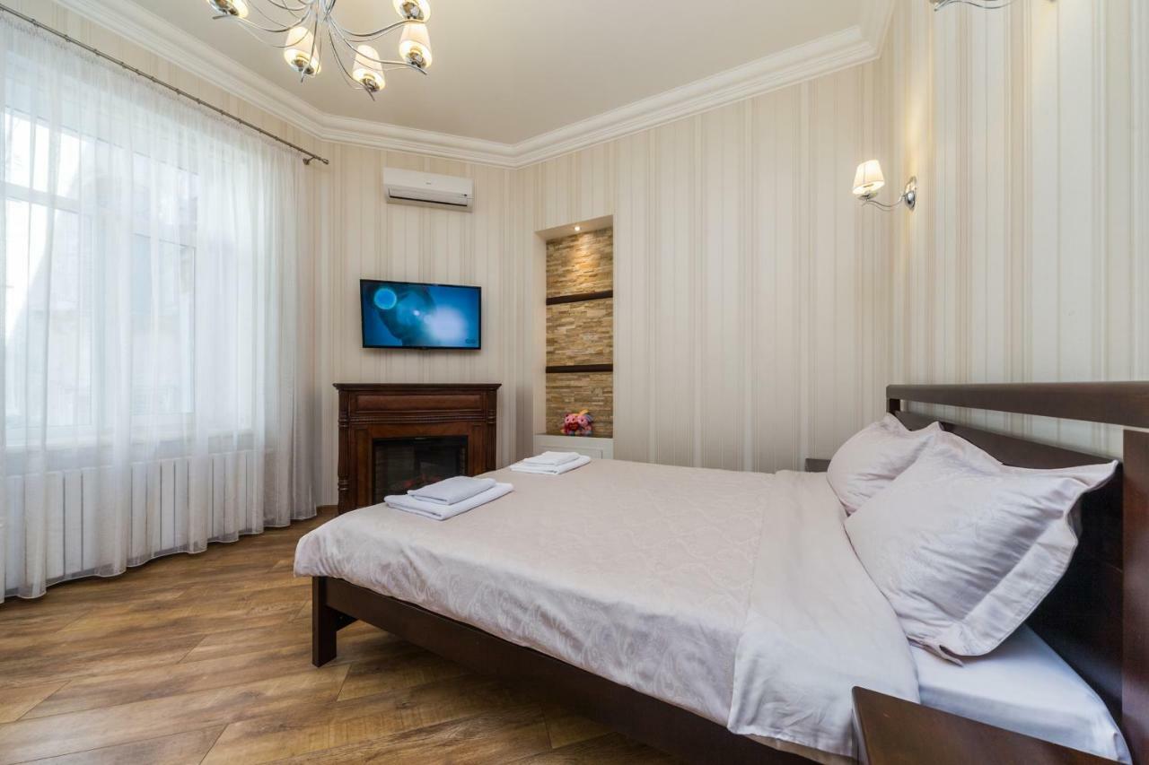Apartamenty Na Sofievskoy Одесса Экстерьер фото